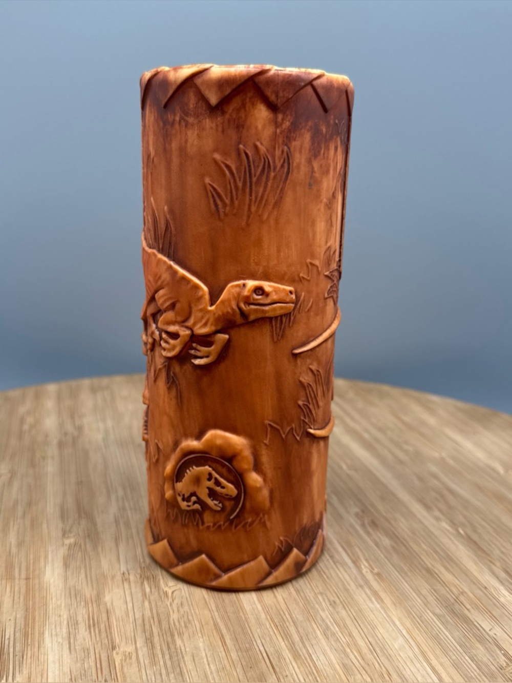 Universal‎ Studios Jurassic Park World Etched Raptor Tiki Mug Isla Nu Bar euc